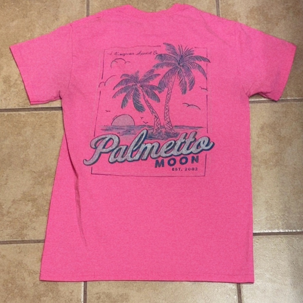 Palmetto Moon Pink Graphic Tee - Palm Trees & Sunset - Small